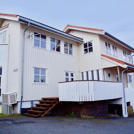 Central Large Modern House With A View Tromsø Exteriör bild